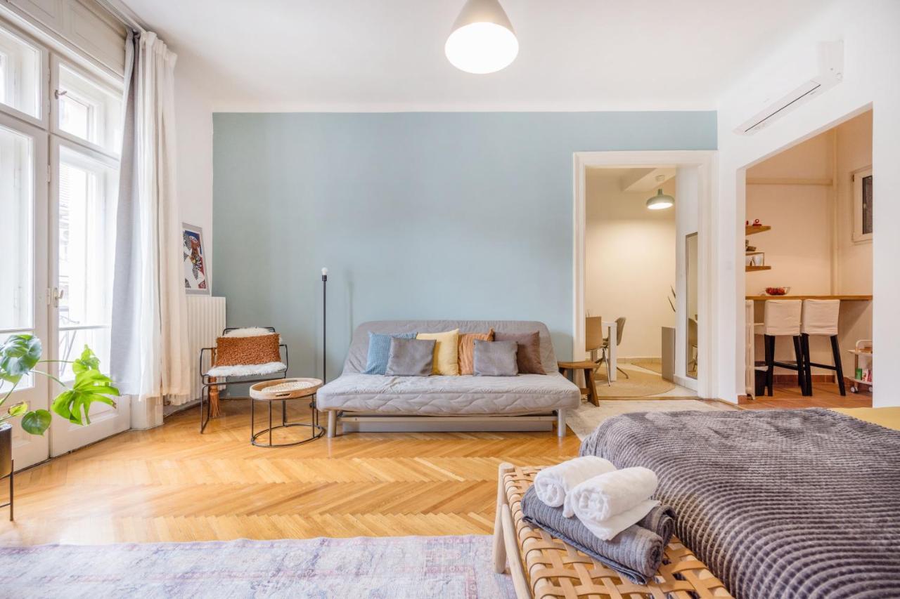 Modern Flat In Heritage District Near The City Center Budapest Exterior photo